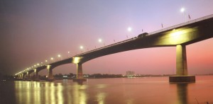 Mekong Pont Laos